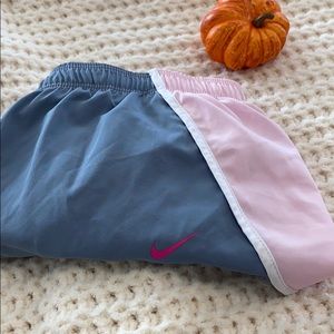 ⭐️3 for $30 sale.NIKE GIRLS RUNNING ⛹🏽‍♀️ SHORTS